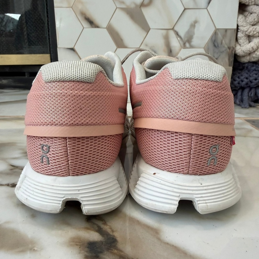 On Running Cloud 5 Womens 9 Rose Shell Pink Peach Training Shoes 59.98556 - Picture 8 of 10